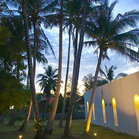 Villa Sense Of Yanui à Nai Harn Extérieur photo