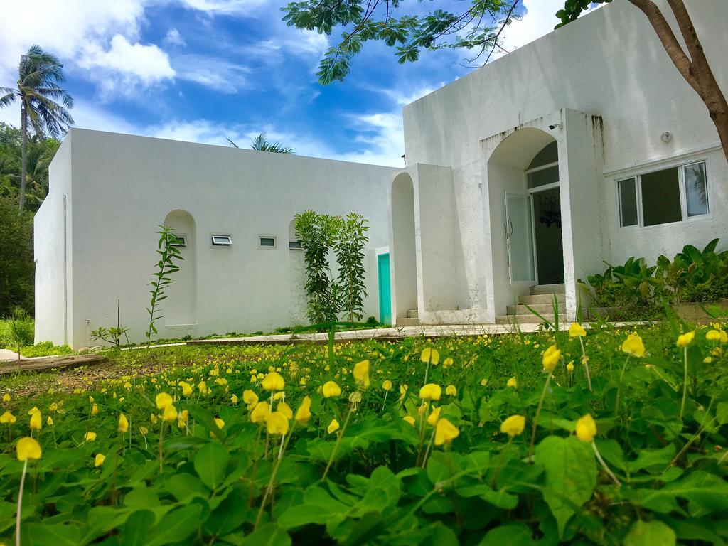Villa Sense Of Yanui à Nai Harn Extérieur photo