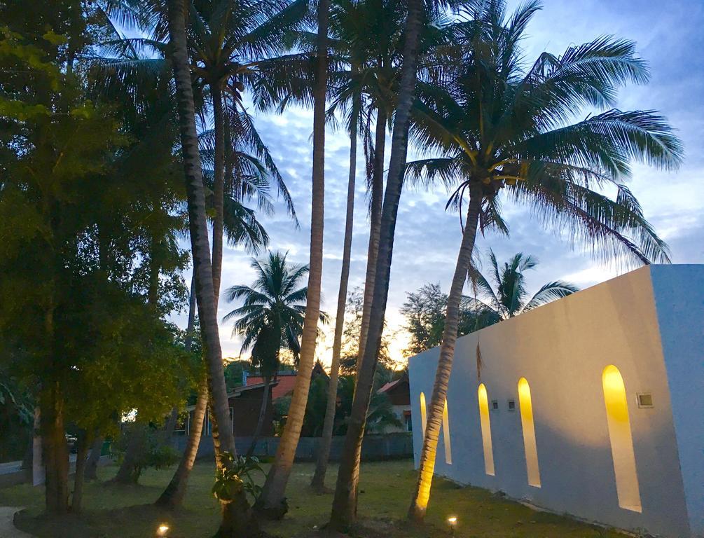 Villa Sense Of Yanui à Nai Harn Extérieur photo